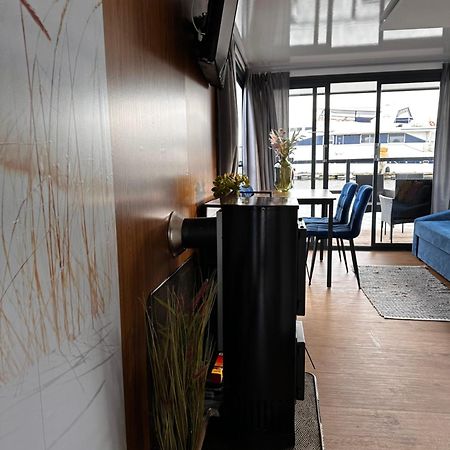 Апартаменты Premium Hausboot Trave Traum Любек Экстерьер фото