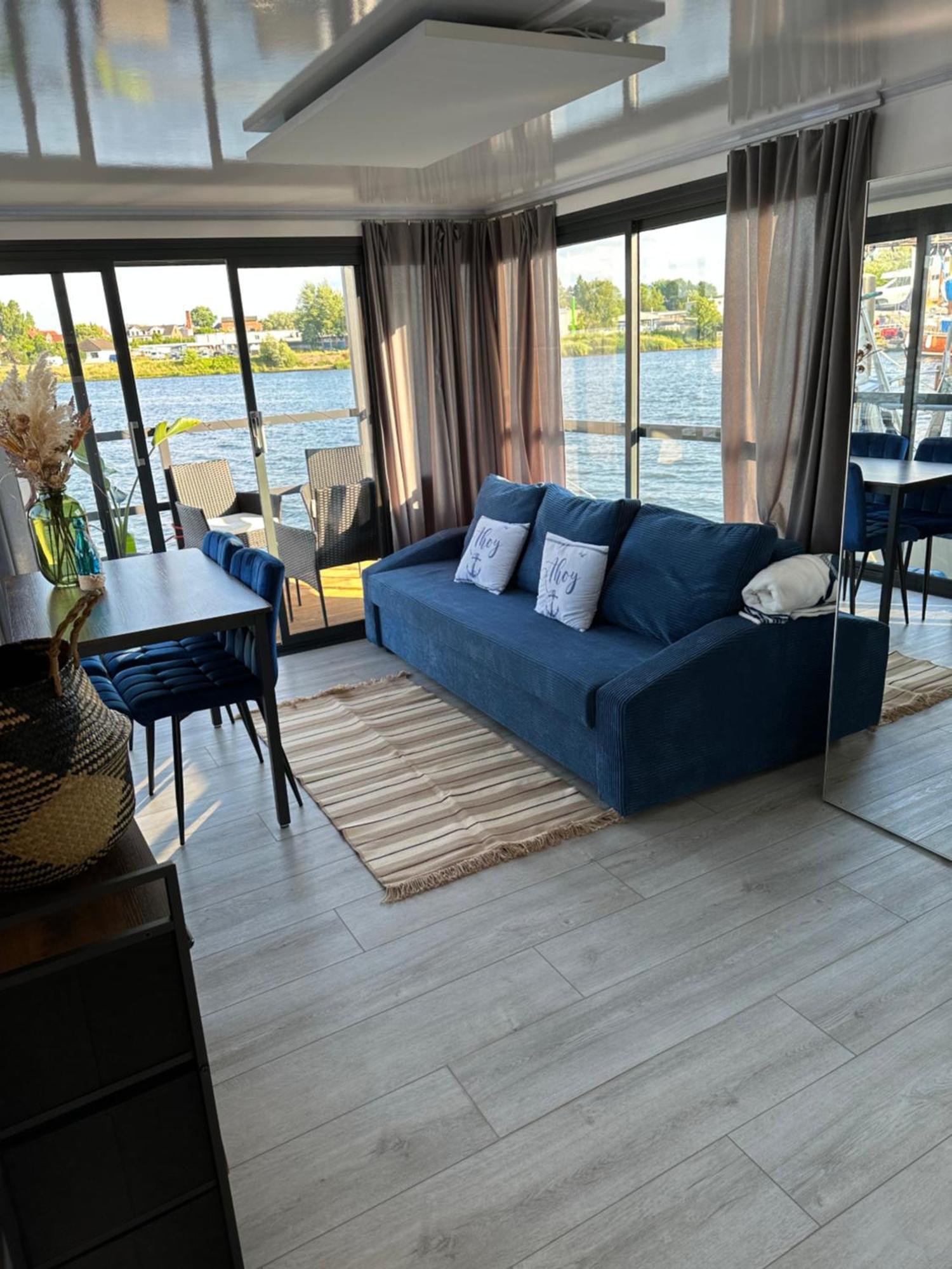 Апартаменты Premium Hausboot Trave Traum Любек Экстерьер фото